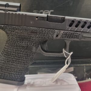PISTOLA GLOCK 19 CAL. 9X21 CUSTOM E RED DOT LEUPOLD  (come da foto)